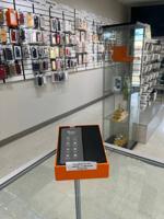 Fossi Bot Rugged Phones| 128GB | Unlocked Vancouver - Image 9