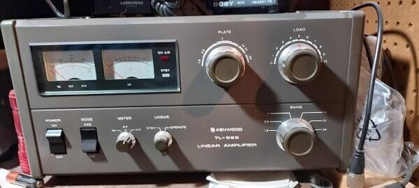 kenwood-tl922-hf-linear-amplifier-big-0