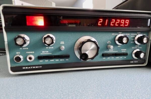 heathkit-sb-104-big-0